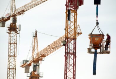 Sachsen wehrt sich gegen West-Mindestlohn am Bau - 