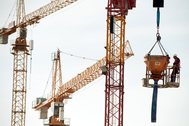 Sachsen wehrt sich gegen West-Mindestlohn am Bau - 