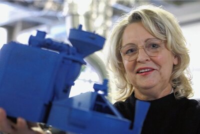 Sachsens Unternehmer des Jahres: Eine gläserne Fabrik für den 3D-Druck - Immer wieder für kreative Lösungen gut: Unternehmerin Petra Wallasch von der Firma Rapidobject in Leipzig