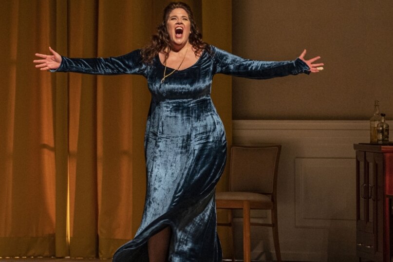 Sänger machen den Opernabend zu großem Erlebnis - Sorgte für dramatisch-leidenschaftliche Töne: Stéphanie Müther als Isolde. 
