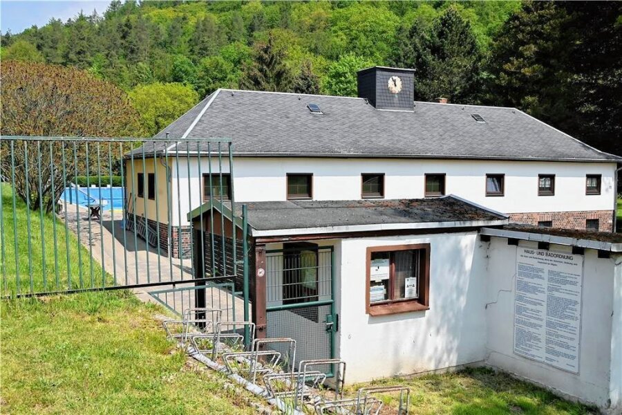 Saison für das Freibad Sachsenburg ist komplett abgesagt - Das Freibad in Sachsenburg bleibt in diesem Jahr komplett geschlossen. Der TSV Dittersbach als Betreiberverein hat die Saison nun endgültig abgesagt.