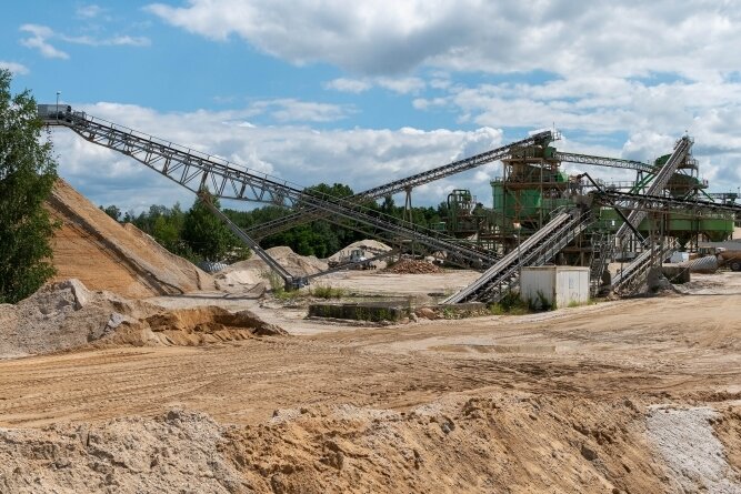 Sand- und Kiesabbau: Lunzenau stimmt gegen Bohrungen - Um das Kieswerk Penig-Elsdorf weiter zu betreiben, sollen neue Lagerstätten erschlossen werden. Dazu sind Bohrungen geplant. 