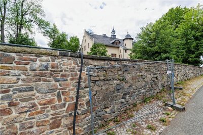 Sanierung der Schlossmauer in Falkenstein geht weiter - Im Sommer soll in Falkenstein die Sanierung des dritten und letzten Abschnittes der Schlossmauer beginnen.