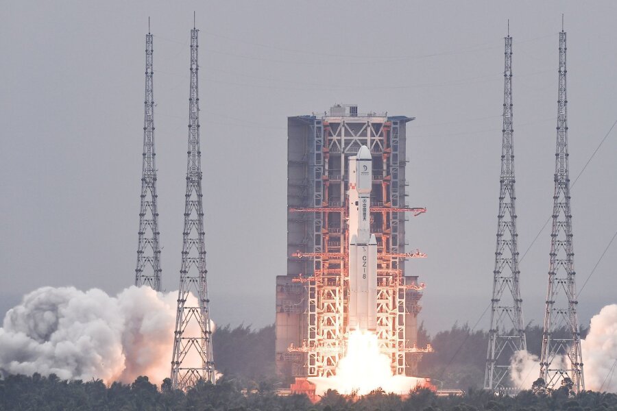 Satellit für chinesische Mondmission erreicht Umlaufbahn - Eine Trägerrakete startete mit dem Relaissatelliten "Queqiao-2" am 20. März vom Wenchang Space Launch Center in der südchinesischen Provinz Hainan.