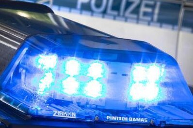 Schäden durch Böller - Polizei sucht Zeugen - 