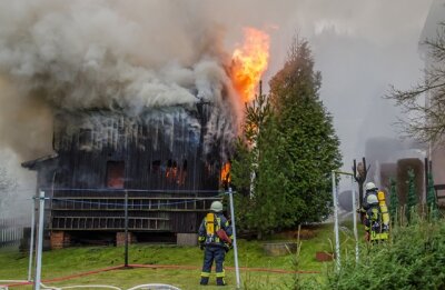 Scheune in Heidersdorf brennt vollständig nieder - 