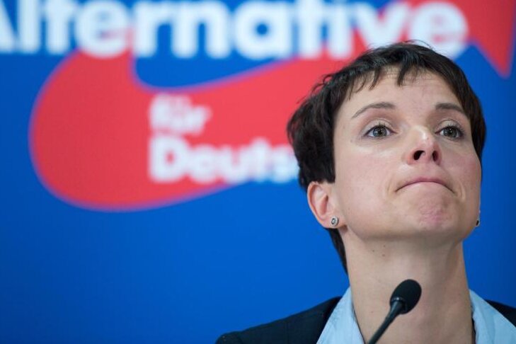 Schiedsstelle kippt Verbot für Auftritte bei Pegida - Frauke Petry, Bundesvorsitzende der Alternative für Deutschland.