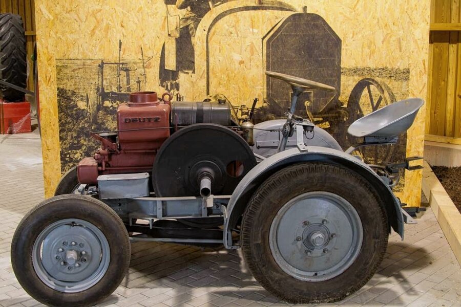 Schloss Blankenhain lässt die Traktoren tuckern - Im Landwirtschaftsmuseum erwartet die Besucher eine große Sammlung von Traktoren.
