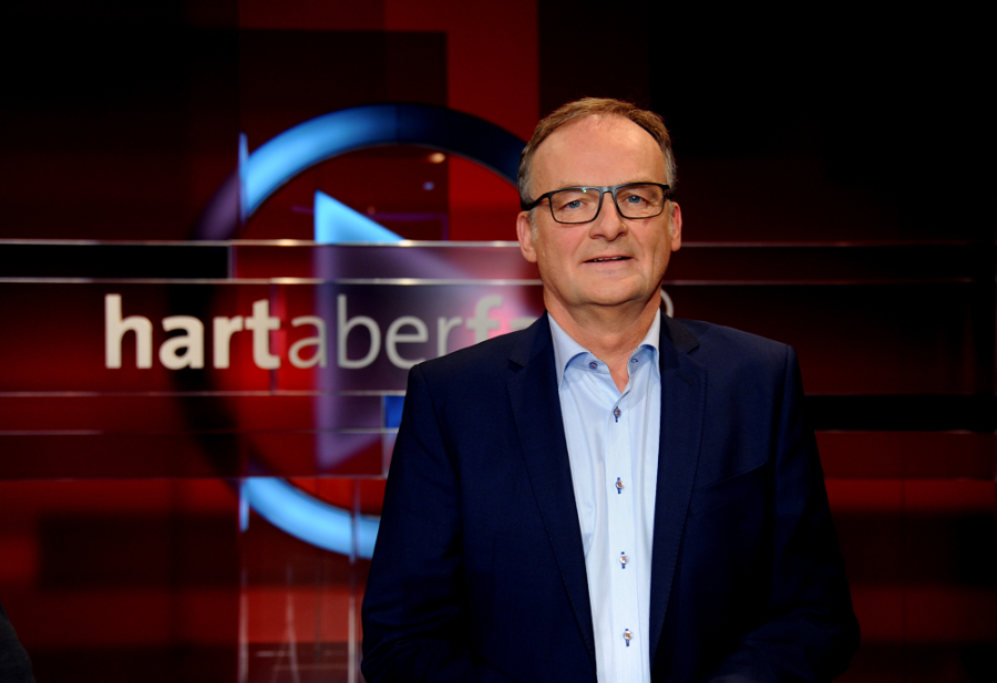 Schluss nach über 20 Jahren: Frank Plasberg hört mit "Hart aber fair" auf - Hört nach rund 750 Sendungen Ende November auf: Frank Plasberg (65).