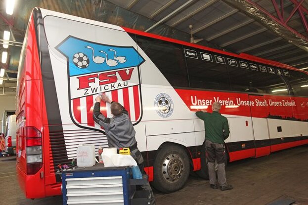 Schmierereien auf FSV-Bus beseitigt - 