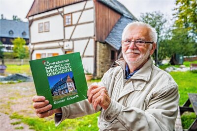 Schneeberger schreibt Buch über Geschichte des Bergbaus im Erzgebirge - Günter Eckardt hat ein neues Buch über die Schneeberger Bergbau- und Siedlungsgeschichte veröffentlicht. 