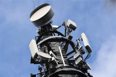Schneller Surfen: Dienstleister nimmt in Falkenstein neue Antenne in Betrieb - Neue Antennen für 5G-Mobilfunk hat die Telekom in Betrieb genommen. Nun kann man in Falkenstein schneller surfen.