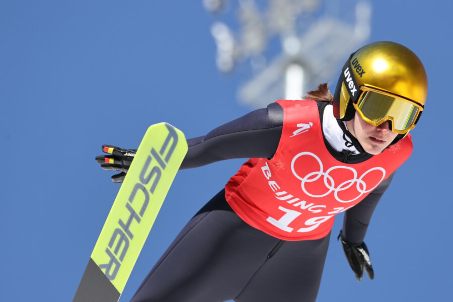 Schock für Skisprung-Mixed-Team mit Selina Freitag - Nach Disqualifikation ausgeschieden - 