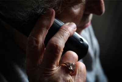 Schockanrufe gehen in Mittweida ein - Die Polizei warnt von Betrugsmaschen am Telefon.
