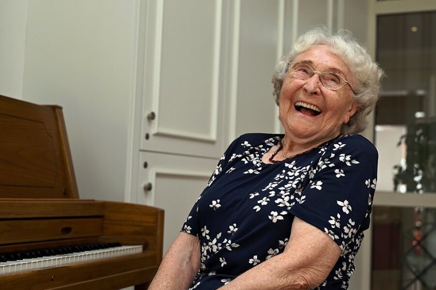 Schöpferin der  "Kleinen weißen Friedenstaube" wird 95 - Erika Schirmer feiert am Samstag ihren 95. Geburtstag.