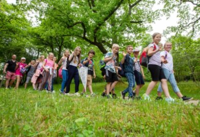 Schüler starten mit Sternwanderung in den 11. Sächsischen Wandertag - 