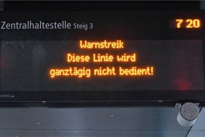 Schülerverkehr nach Rochlitz vom Warnstreik betroffen - Wie auch am Freitag in Chemnitz wird der Regionalbusverkehr in der kommenden Woche im Landkreis Leipzig bestreikt.