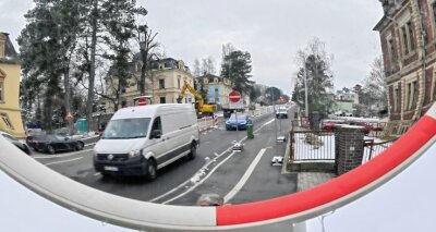 Schulweg als Ausweichstrecke: Hartmannsdorfer sind besorgt - Blick auf den Hartmannsdorfer Berg, wo wieder gebaut wird.