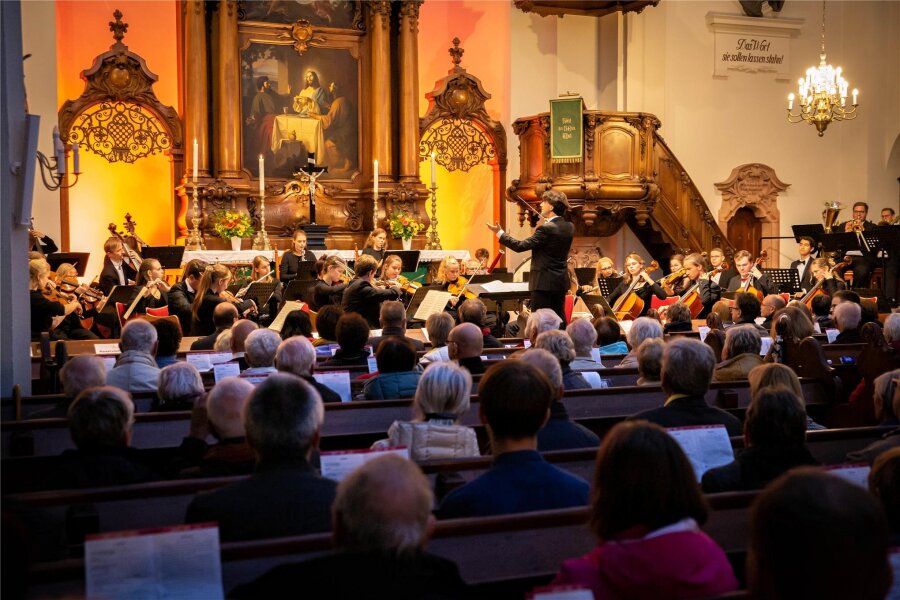 Schwanensee-Aufführung in Augustusburg: Am Sonntag nur noch wenige Restkarten - Die Konzerte der Jungen Philharmonie Augustusburg sind ein Besuchermagnet.