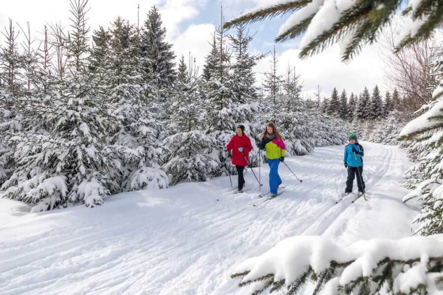 Schwartenbergloipe gespurt: Skifahrer freuen sich über Schnee zum Frühlingsanfang