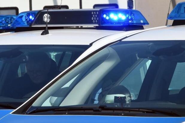 Schwarzenberg: Busfahrer bei Streit gegen Kopf geschlagen - 