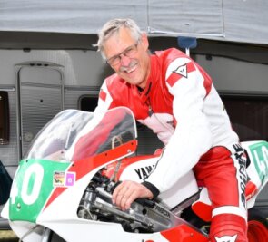 Schweizer zieht es nach Mittelsachsen - Fuhr 1979 bei der Motorrad-WM auf Rang 2: Rolf Blatter aus der Nähe von Bern, der jetzt auch in Mittelsachsen lebt. 
