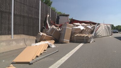 Schwerer Lkw-Unfall legt Verkehr auf A72 lahm - Fahrer war betrunken - 