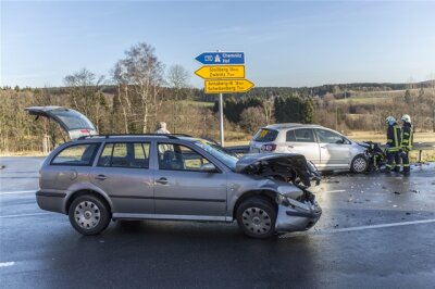 Schwerer Unfall auf der S258 bei Elterlein - 