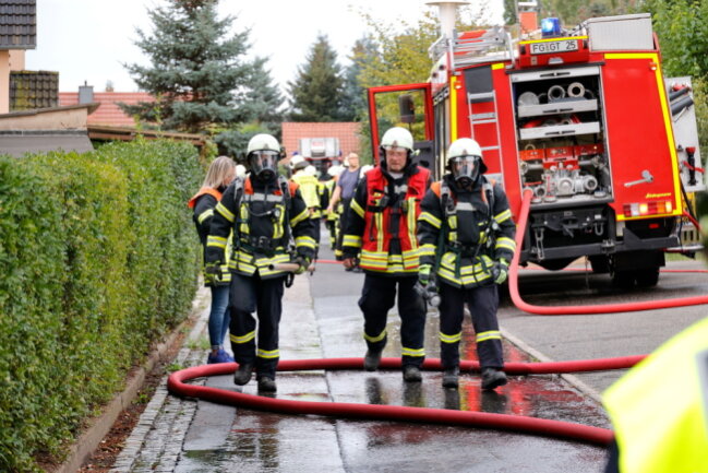 Schwerverletzte Person nach Brand in Niederwiesa - 