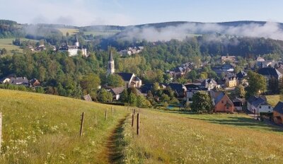 Sechs Gemeinden arbeiten an einem Ziel - Der Kammweg in Neuhausen ist vor allem bei Wandertouristen beliebt. 