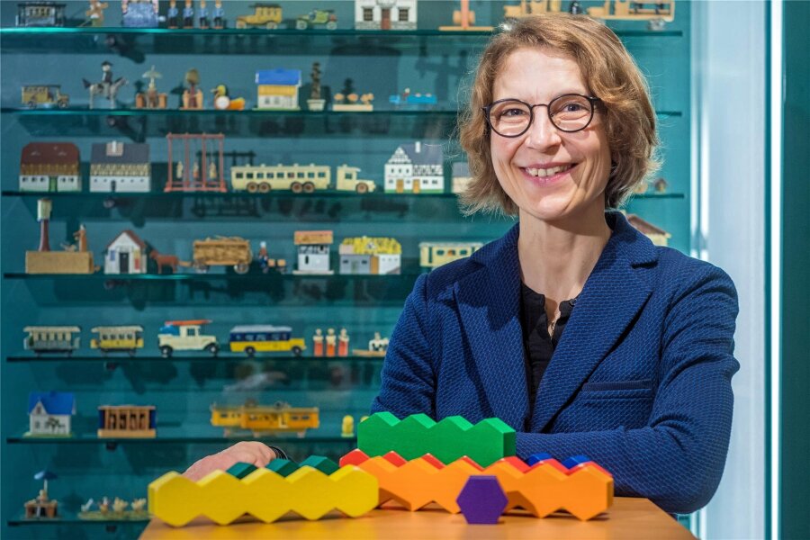 Seiffener Museen haben eine neue Chefin: „Ich finde die Herausforderung spannend“ - Sibylle Gluch hat seit 1. September 2023 die Leitung des Erzgebirgischen Spielzeugmuseums und des Freilichtmuseums Seiffen inne.