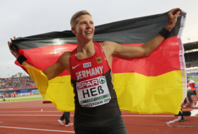 Sensationell! 19-jähriger Chemnitzer Max Heß holt Gold im Dreisprung - Bisher größter Erfolg für den Chemnitzer: EM-Gold im Dreisprung.