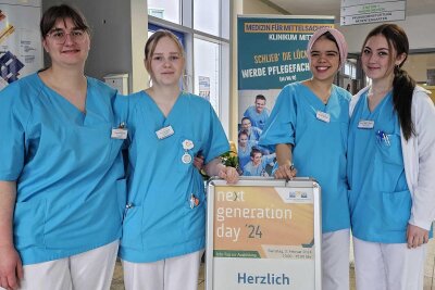 Sie wollen in den OP und in die Pflege: Krankenhaus Mittweida öffnet Türen für junge Leute - Auszubildende am Krankenhaus Mittweida haben zum Next Generation Day über den Pflegeberuf informiert.