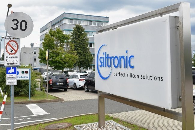 Siltronic-Übernahme durch Globalwafers geplatzt - Firma produziert auch in Freiberg - Die Hauptzufahrt an der Berthelsdorfer Straße. 