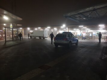 Simple Erklärung für Polizeieinsatz in Mittweida - Am vergangenen Donnerstagabend wurde der Bahnhof Mittweida während des Polizeieinsatzes gesperrt.