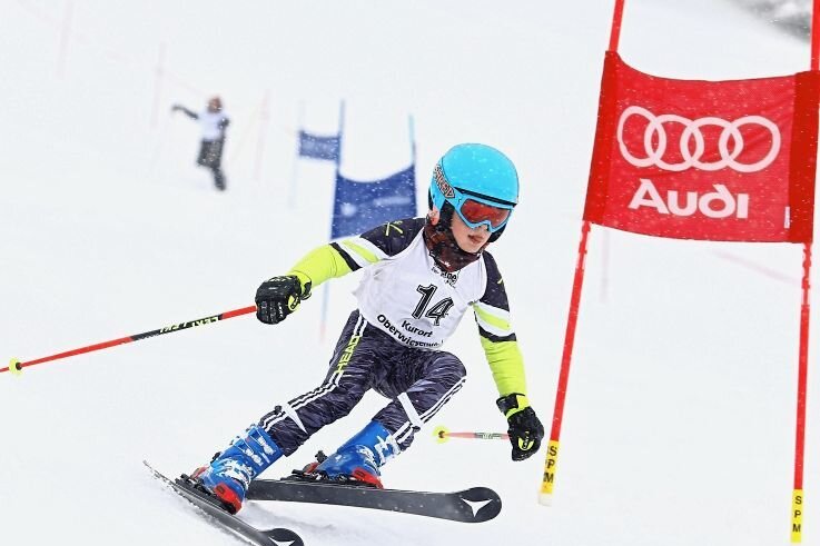Ski-Asse fahren aufs Podest - Mark Fernando List vom Skiclub Augustusburg fehlten beim Skitty-Sachsen-Cup in Schöneck nur wenige Hundertstel zum Sieg.