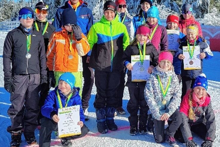 Skiserie nimmt versöhnliches Ende - Die Ergebnisse bei den Wettkämpfen des diesjährigen Sachsenpokals sorgten bei den Skilangläufern des ATSV Gebirge/Gelobtland zumeist für strahlende Gesichter. 