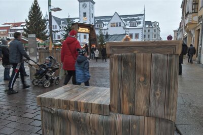 So sichert die Stadt Freiberg den Christmarkt für alle Besucher - Die Durchfahrtsperren auf den Zufahrtsstraßen zum Christmarkt in Freiberg. Auch abgesehen von diesen ergreift die Stadt Sicherheitsmaßnahmen.