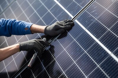 Solar, Wasserkraft, Windkraft: Zuwachs bei erneuerbaren Energien im Erzgebirge - Das Unternehmen Mitnetz Strom hat im vergangenen Jahr ein deutliches Wachstum im Bereich der erneuerbaren Energien im Erzgebirgskreis registriert.