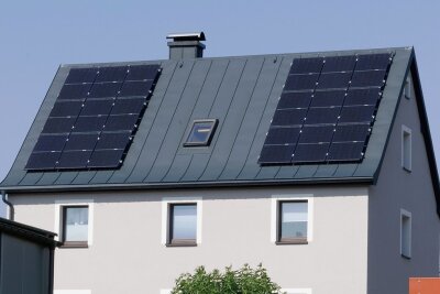 Solargebiet in Cranzahl soll in zwei Jahren Energie liefern - Die Sehmataler wollen auch Dachflächen künftig intensiver für Solaranlagen nutzen. 