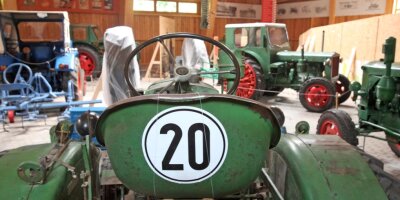 Sonderführung zu Traktoren im Landwirtschaftsmuseum - 