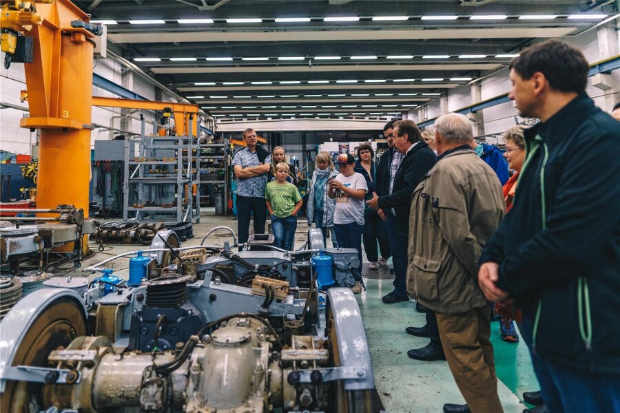 „Spätschicht“ gibt Einblicke in Chemnitzer Unternehmen - Bei der CVAG gab es in den vergangenen Jahren Rundgänge durch die Reparaturwerkstätten.