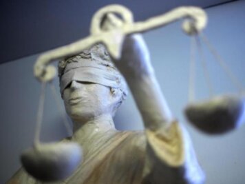 Sparkassen-Raub in Olbernhau: 26-Jähriger zu vier Jahren Haft verurteilt - 