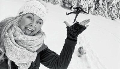 Spaß beim Winterausflug - "Wie ich meinen Mann auf Händen trage".