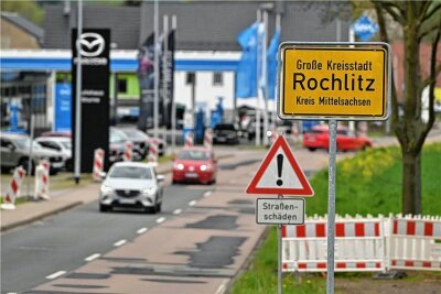 Sperrung in Rochlitz: Nun wird an der B 107 gebaut - An der Colditzer Straße in Rochlitz geht ab kommender Woche der Ausbau des schnellen Internets weiter. 