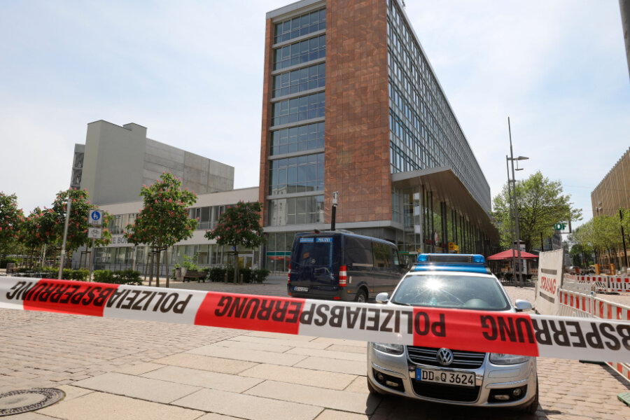 Sperrungen nach Bombendrohung aufgehoben - Zum zweiten Mal binnen weniger Tage ist gegen das Chemnitzer Geschäftshaus an der Straße der Nationen eine Bombendrohung eingegangen.