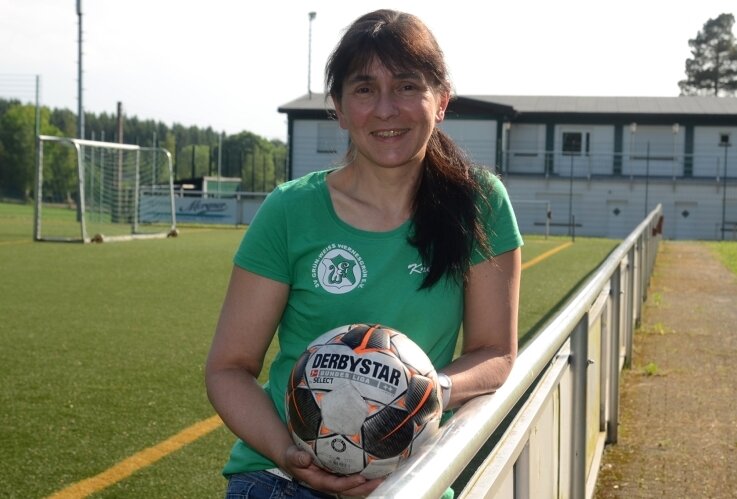 Spiel gegen die Söhne weckt große Leidenschaft - Kristina Werner hält bei den Wernesgrüner Fußballerinnen fast alle Fäden in der Hand. Großes Tamtam ist ihr dennoch eher unangenehm. 