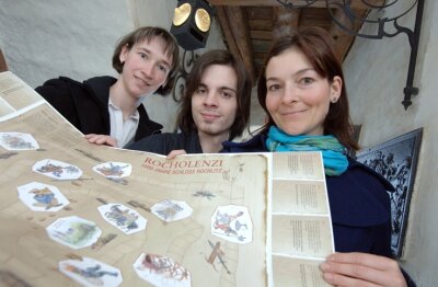 Spiel mit der Schlossgeschichte - Das sind die Macher des Spiels: Grafikerin Sandy Borrmann, Mediengestalter Marcel Schwarze und Spieledesignerin Heidi Schubert (v. l.).
