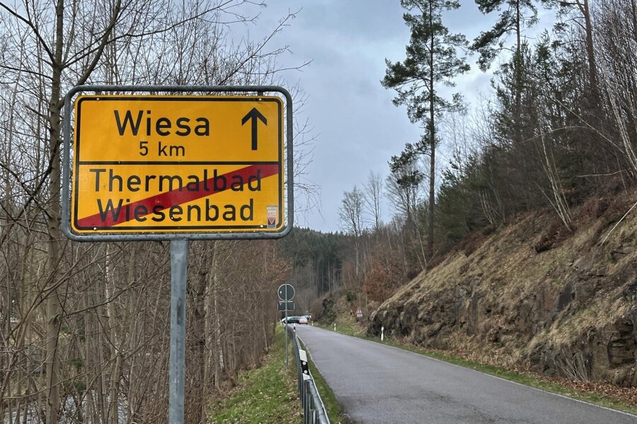 Staatsstraße im Erzgebirge bis Jahresende gesperrt - Ab Montag bis Jahresende dicht: Die Staatsstraße zwischen Wiesa und Thermalbad Wiesenbad.