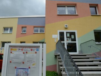 Stadt Auerbach verkauft Zentrum für Familien an ASB - Das Familien- und Begegnungszentrum an der Andreas-Schubert-Straße von Auerbach hat für 332.000 Euro den Besitzer gewechselt.
